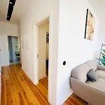 Morais A Stylish Flat For A Memorable アパート リスボン