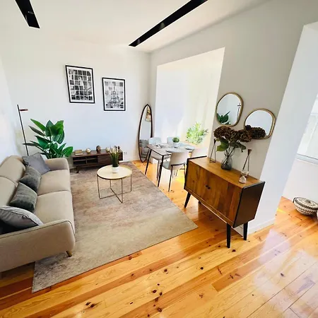 Morais A Stylish Flat For A Memorable Lisboa