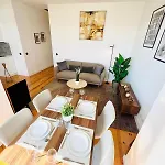 Апартаменты Morais A Stylish Flat For A Memorable
