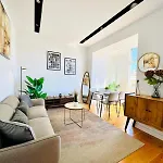 Morais A Stylish Flat For A Memorable * Лиссабон